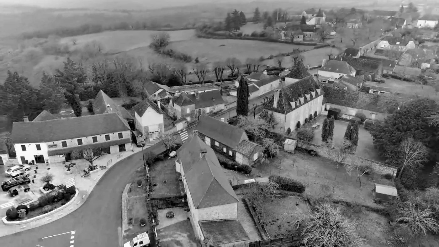 Manoir et parc photographiés par drone